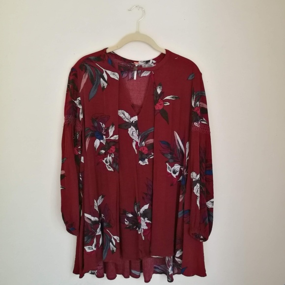 Free People Tops - Free People Viole Bay V-neck Floral Tunic Size XS